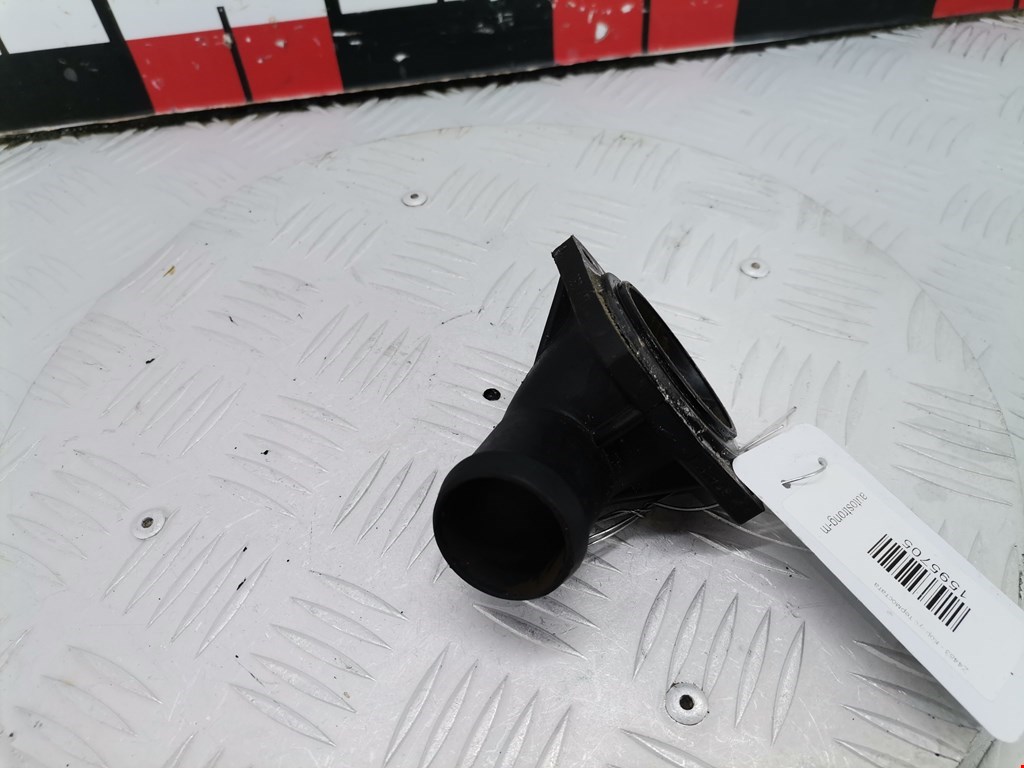 Корпус термостата AUDI A4 B5 1995-2001