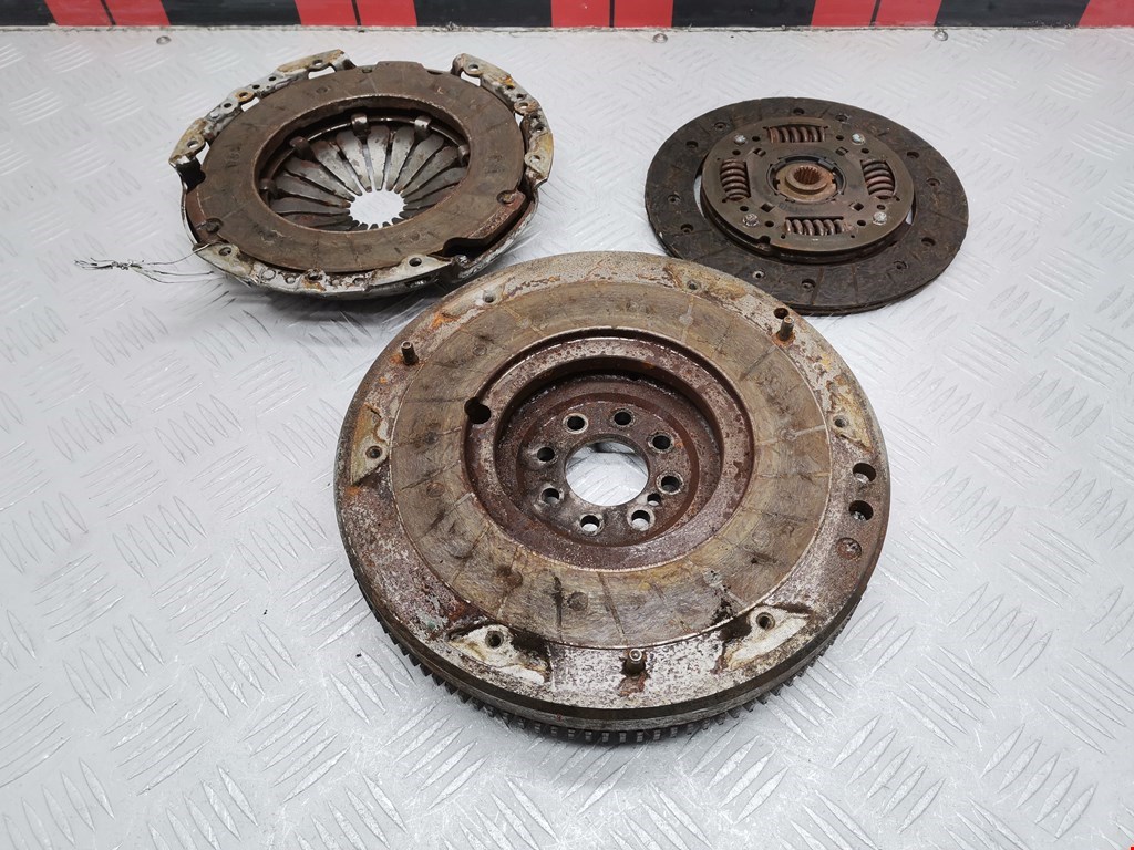 Маховик (демпфер сцепления) FORD KA 2009-2016