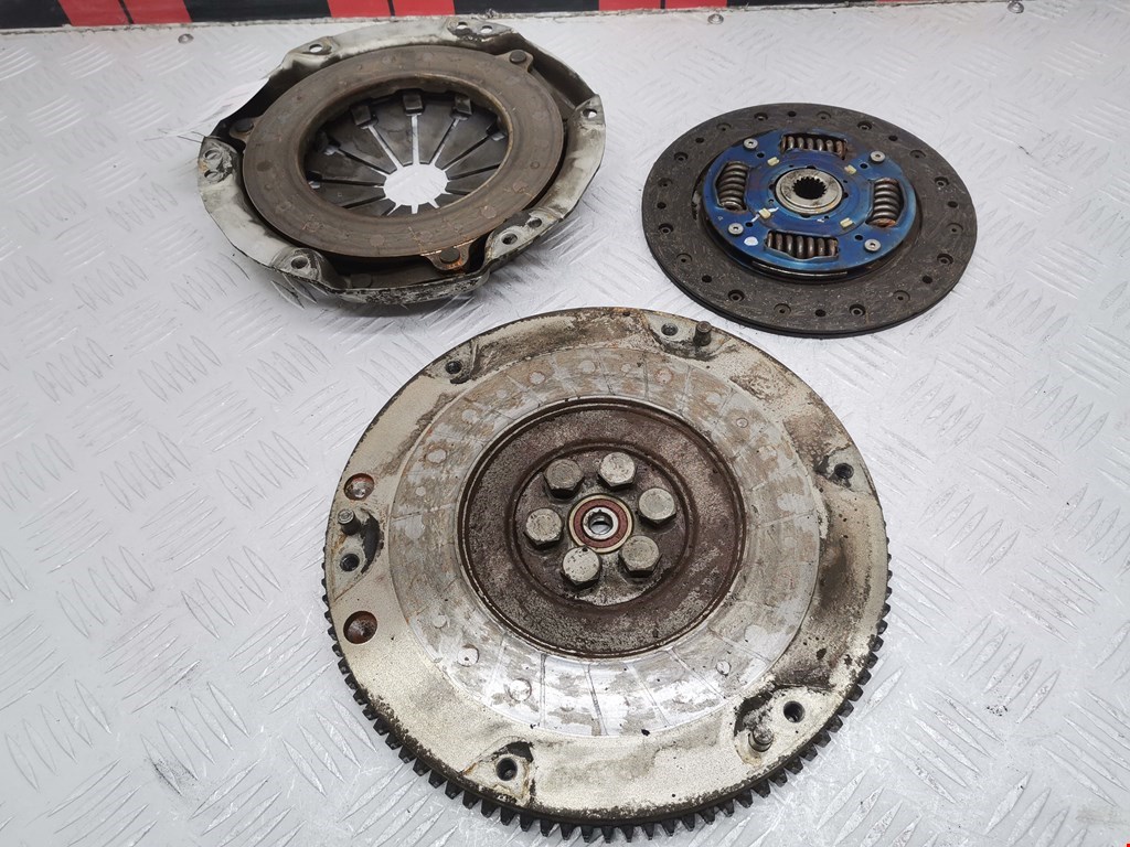 Маховик (демпфер сцепления) SUZUKI Wagon R 1998-2003