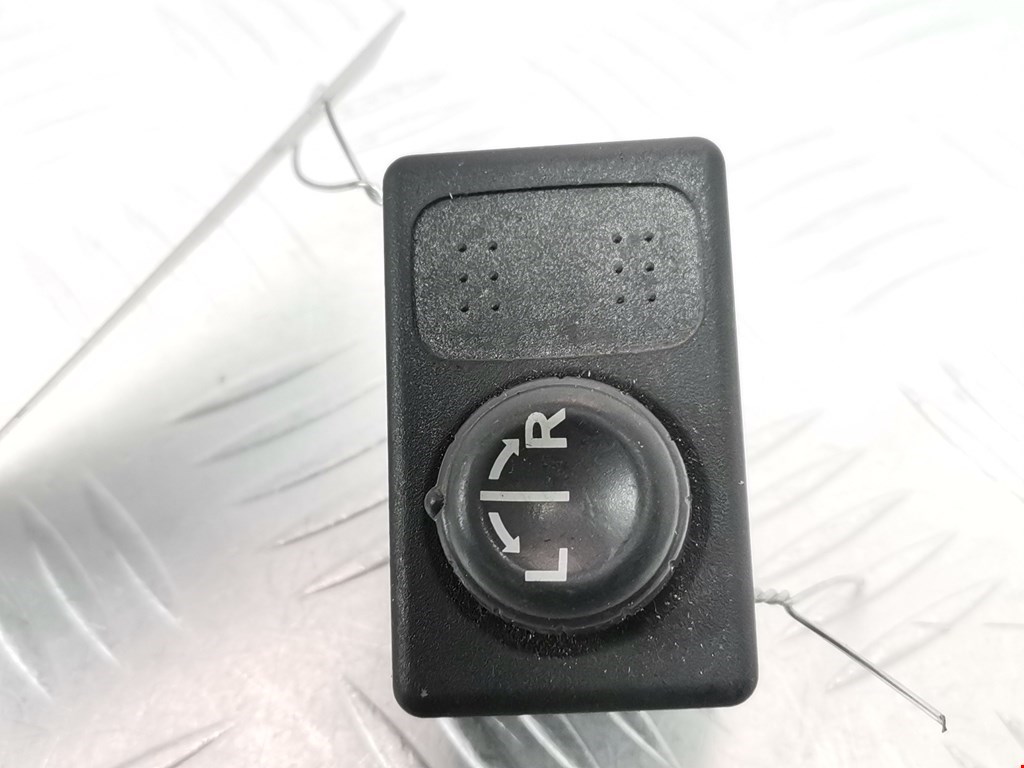 Джойстик регулировки зеркал Nissan Pathfinder (R51) (2004-2014)