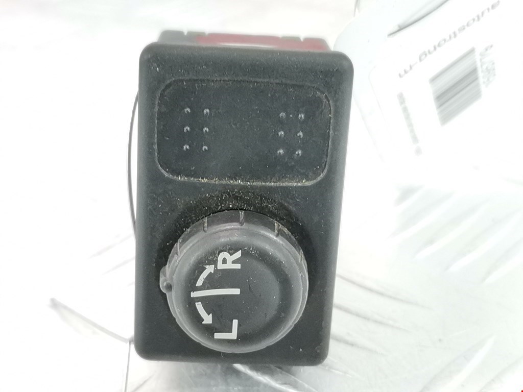 Джойстик регулировки зеркал Nissan Pathfinder (R51) (2004-2014)