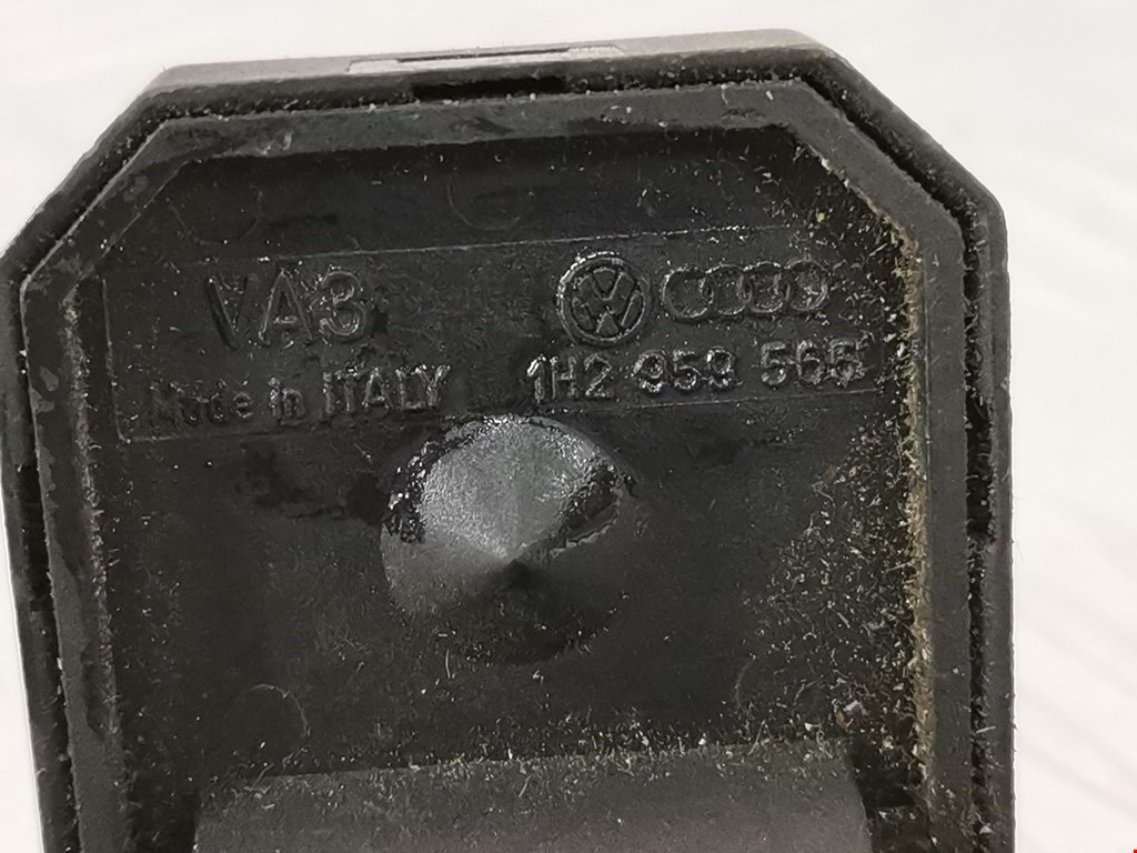 Блок управления зеркалами VOLKSWAGEN Golf III 1991-1997