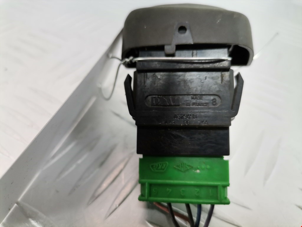 Кнопка центрального замка RENAULT Scenic I 1996-2003