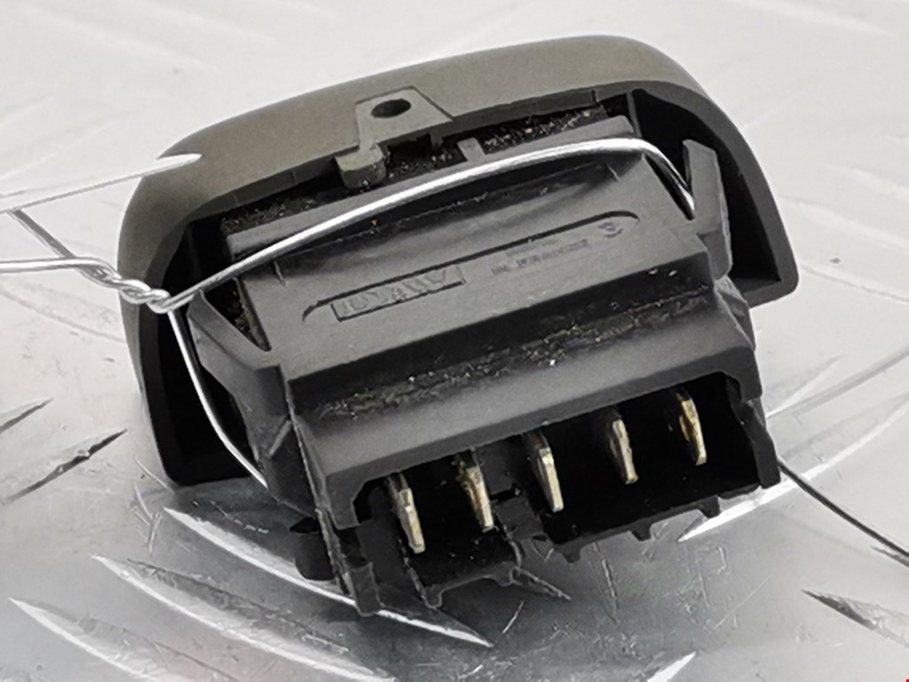 Кнопка центрального замка RENAULT Scenic I 1996-2003