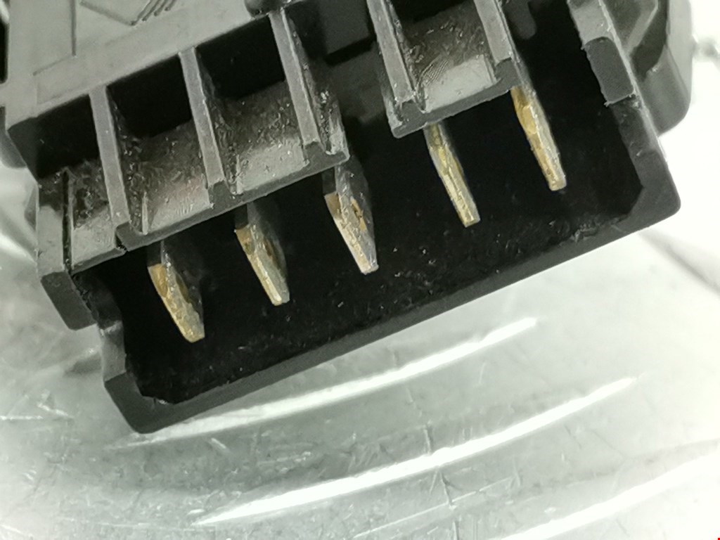 Кнопка центрального замка RENAULT Scenic I 1996-2003