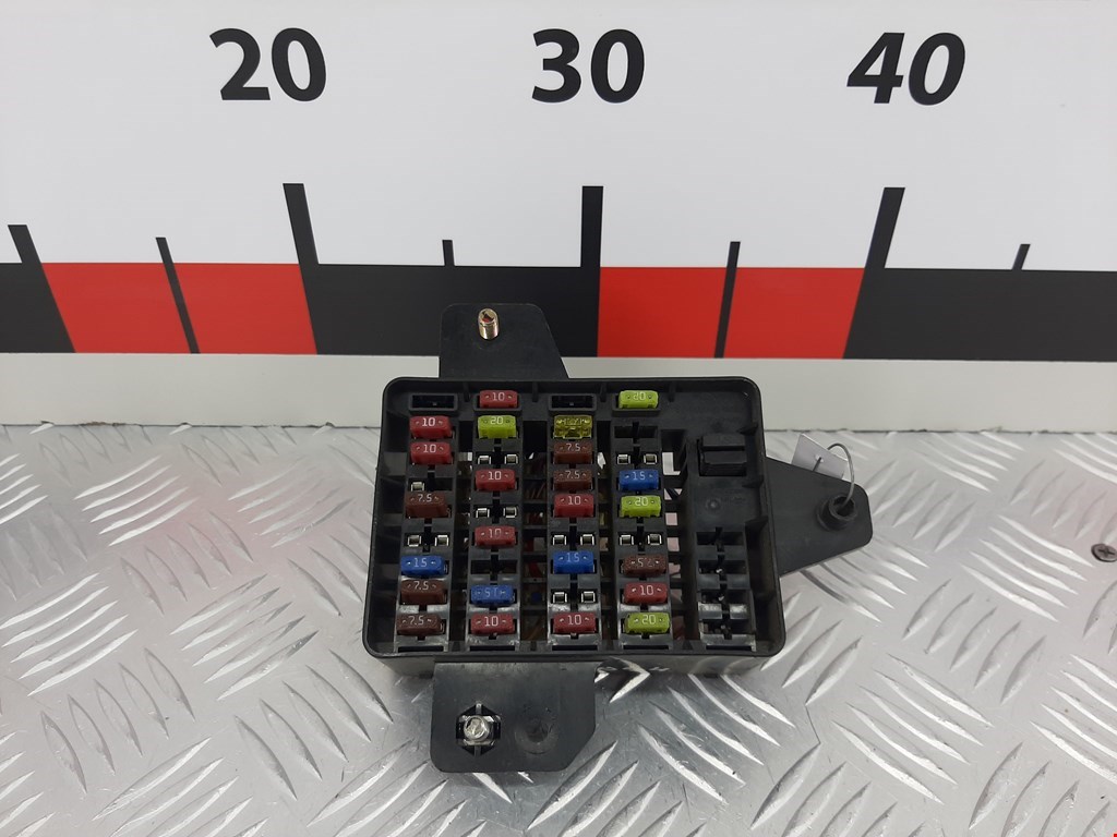 Датчик уровня в бачок омывателя SSANG YONG Rexton 2002-2008