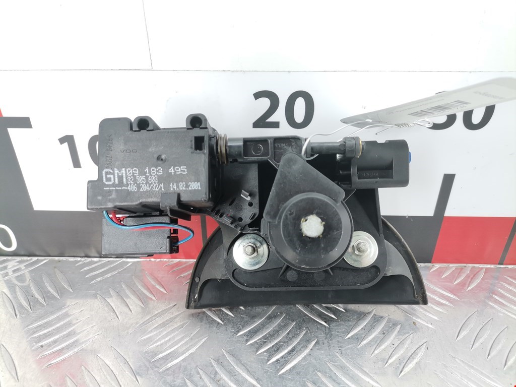 Ручка двери багажника наружная OPEL Corsa C 2000-2006