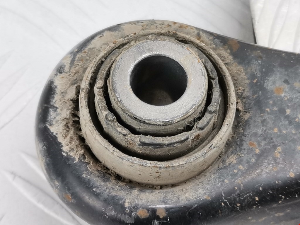 Рычаг задний правый VOLKSWAGEN Golf V 2003-2009