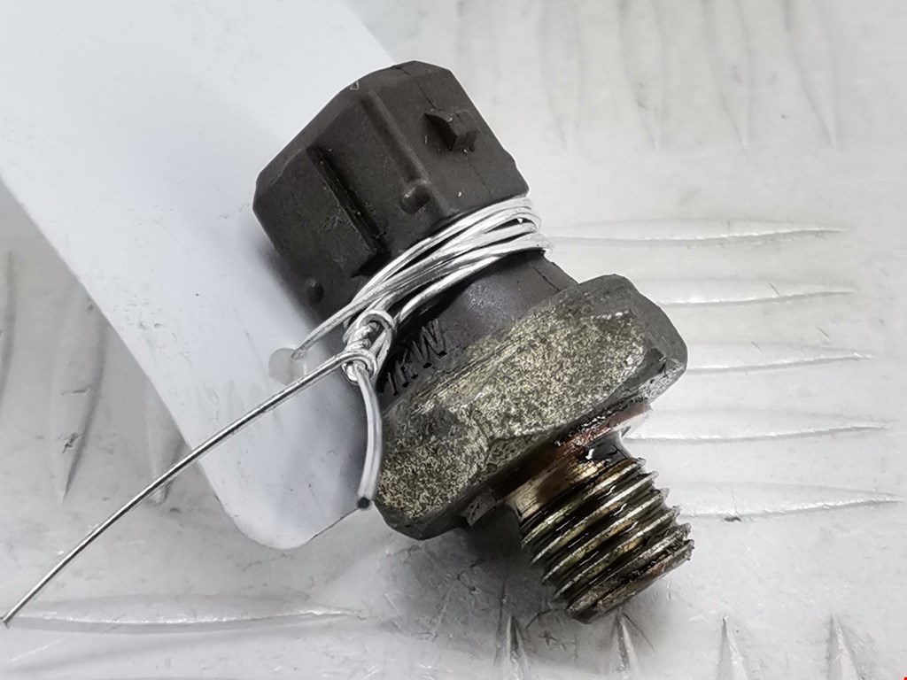 Датчик давления масла BMW 5er 5 серия E39 1995-2004