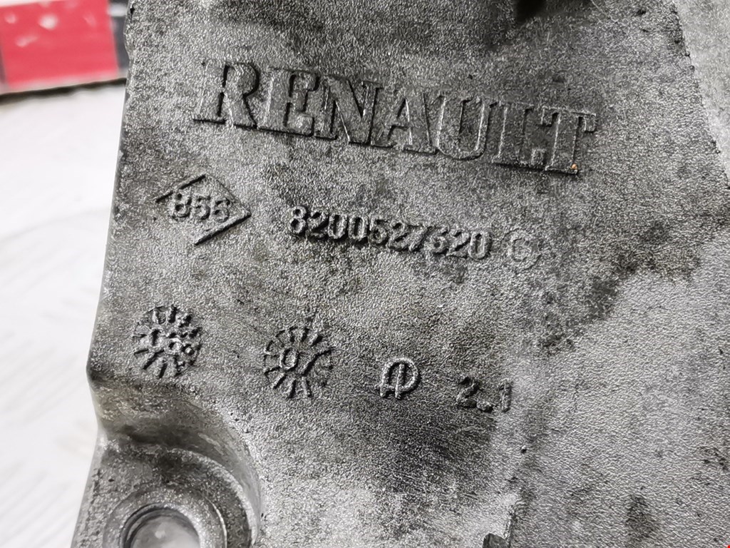 Кронштейн генератора RENAULT Espace 2003-2014