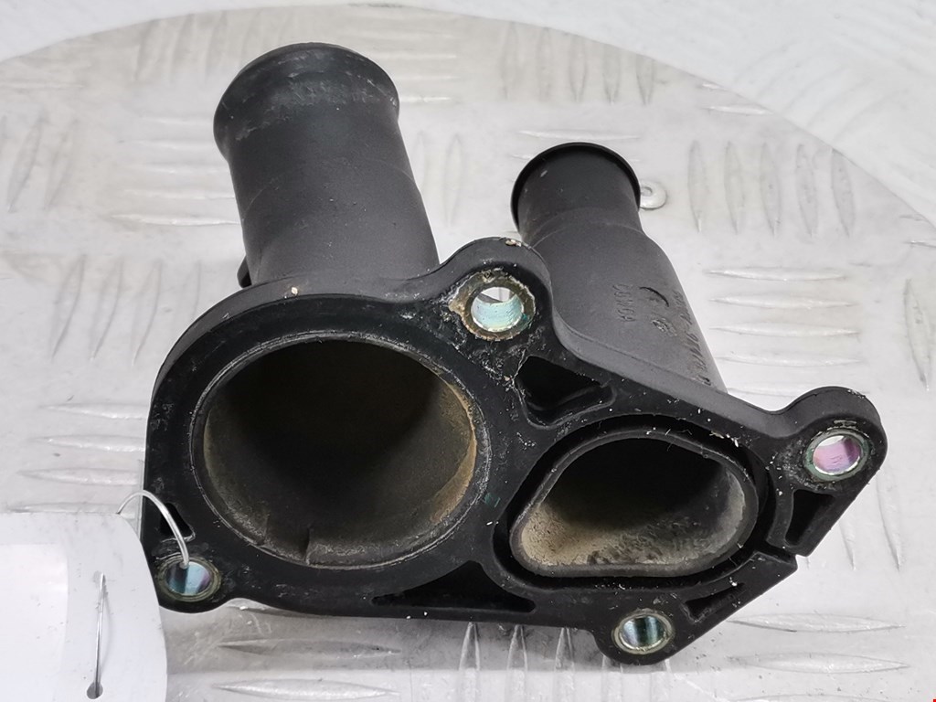 Корпус термостата FORD Focus I 1998-2005