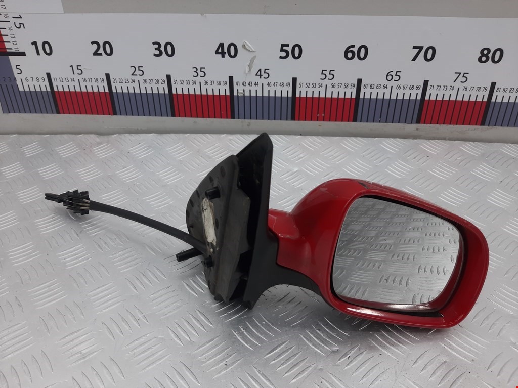 Зеркало правое VOLKSWAGEN Polo III 1994-2001