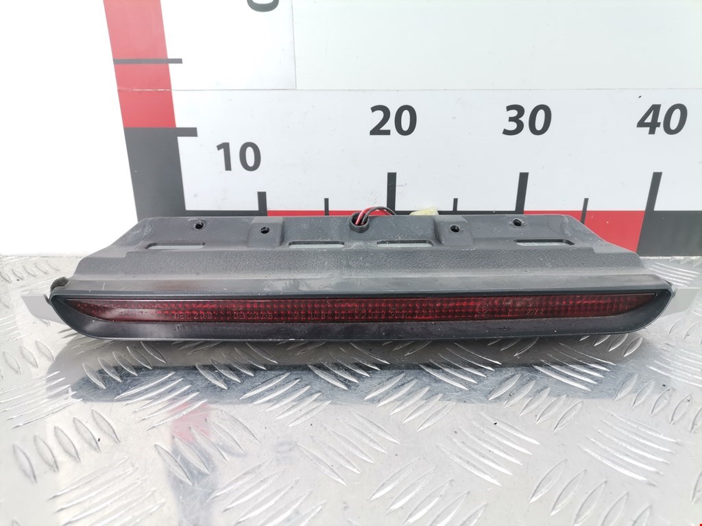 Фонарь дополнительный тормозной (стоп-сигнал) Subaru Legacy 3 (BE/BH) (1998-2004)