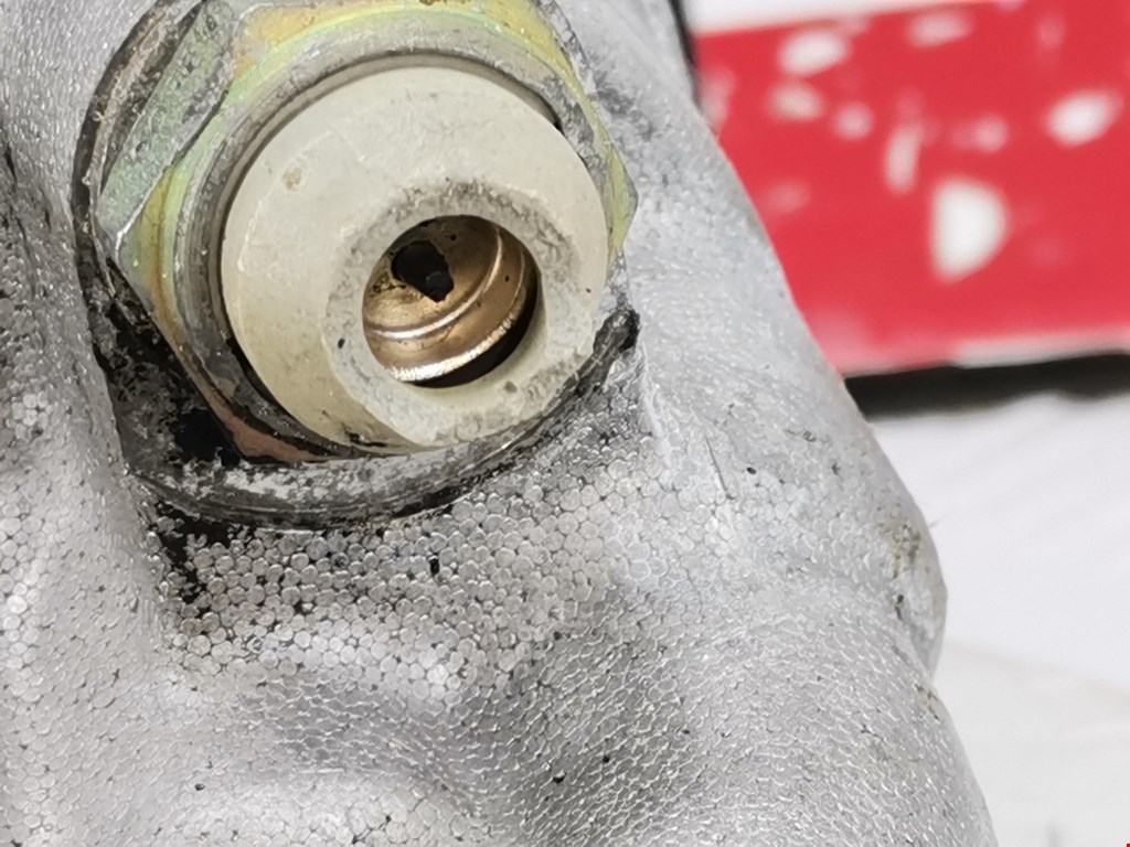 Корпус масляного фильтра CITROEN Xsara 1997-2000