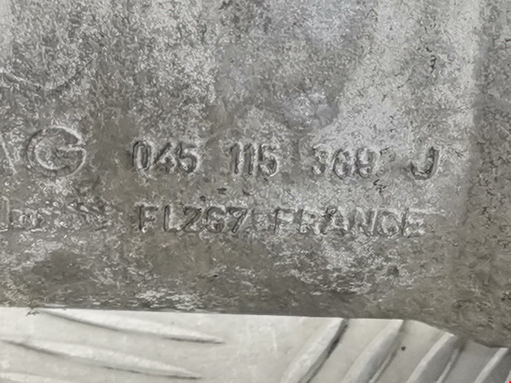 Корпус масляного фильтра VOLKSWAGEN Golf V Plus 2004-2009