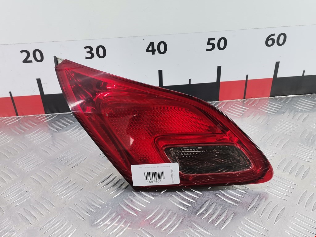 Фонарь задний внутренний левый OPEL Astra J 2009-2017