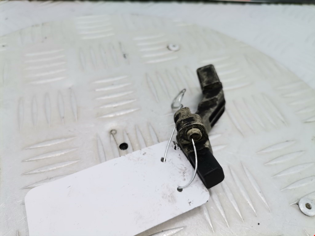 Датчик положения коленвала VOLKSWAGEN Golf V Plus 2004-2009