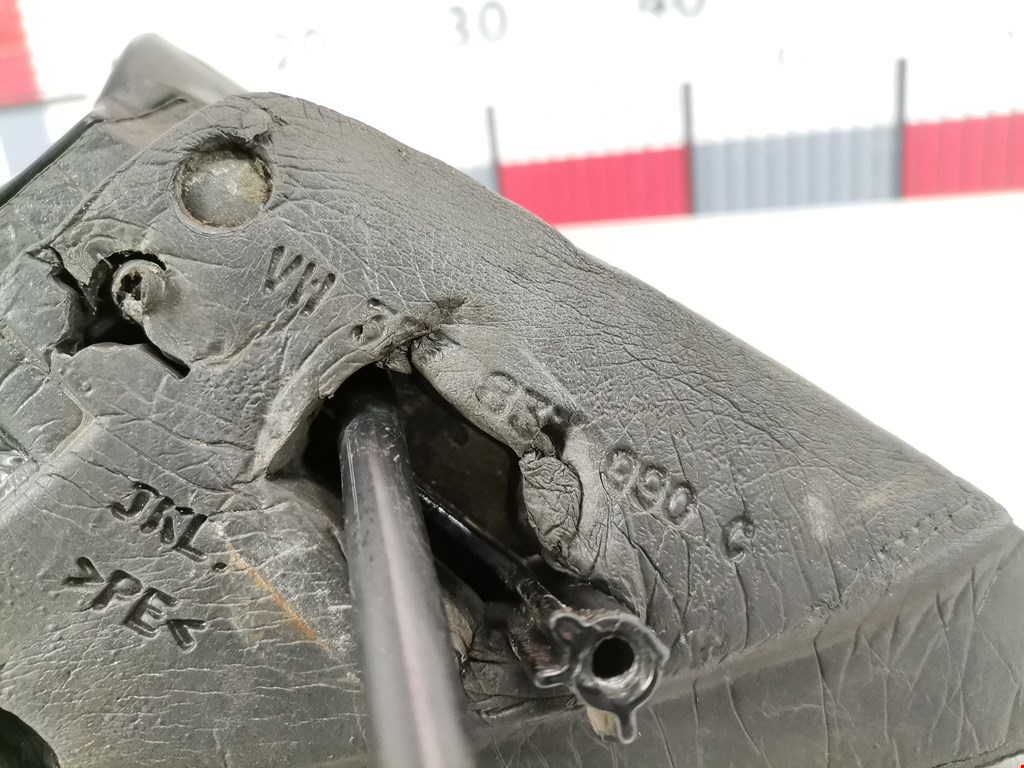 Зеркало правое VOLKSWAGEN Passat B4 1993-1997