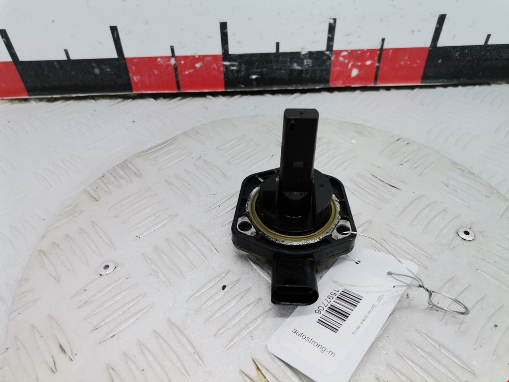 Датчик уровня масла VOLKSWAGEN Bora 1998-2005