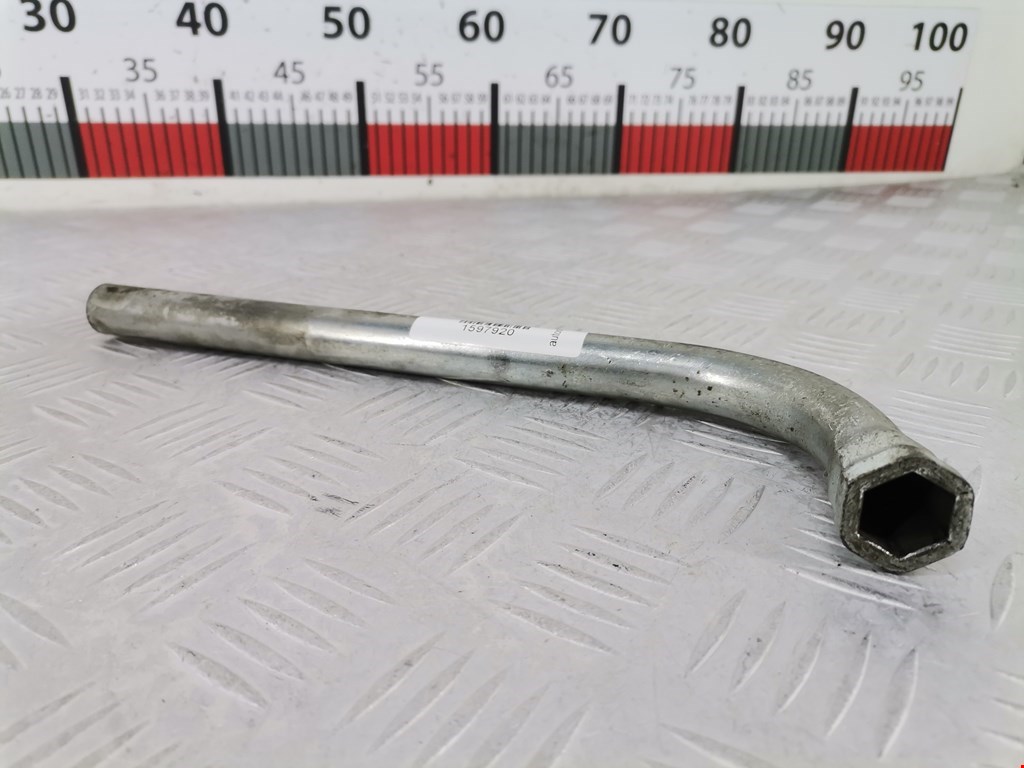 Ключ балонный VOLKSWAGEN Passat B6 2005-2011