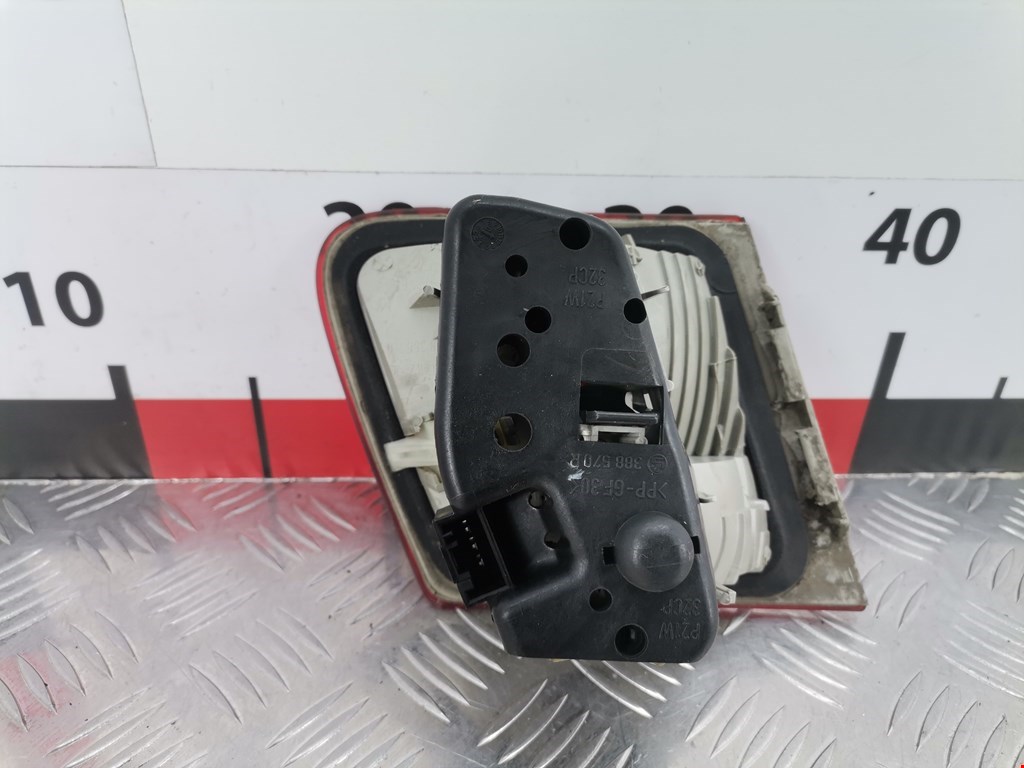 Фонарь задний внутренний правый BMW 3er E46 1998-2006