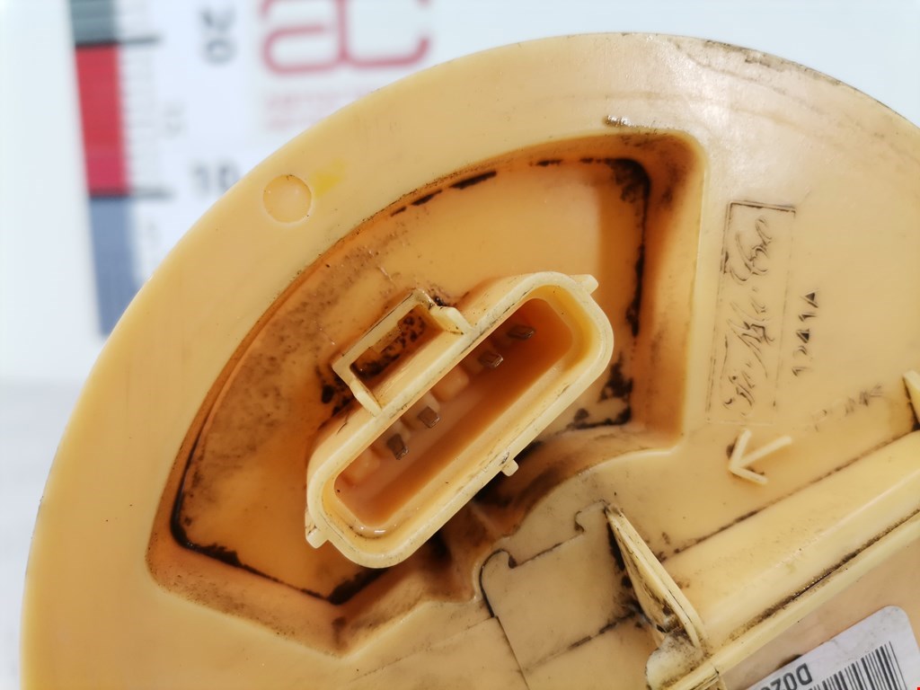 Насос топливный (электрический) FORD Focus II 2005-2011