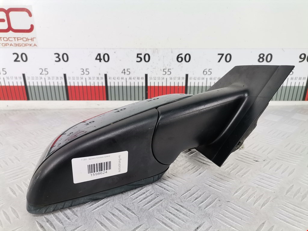 Зеркало правое VOLKSWAGEN Polo IV 2001-2009