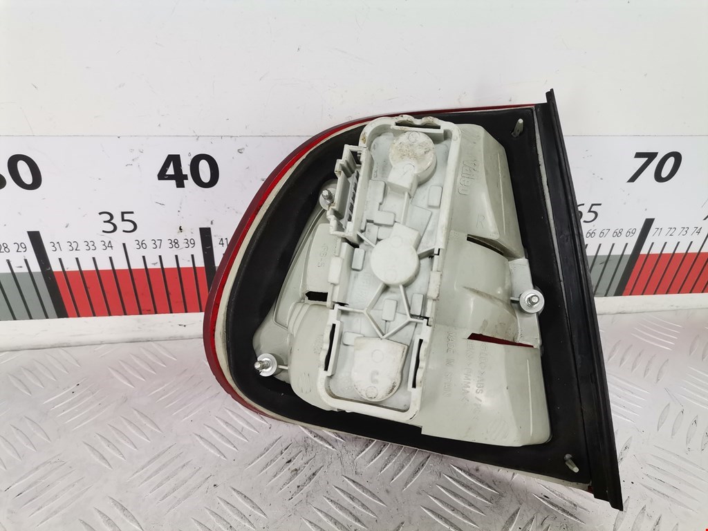 Фонарь задний правый SEAT Cordoba 1993-2002