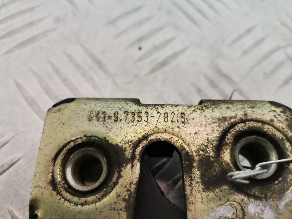 Замок двери задней правой SKODA Felicia 1994-2001