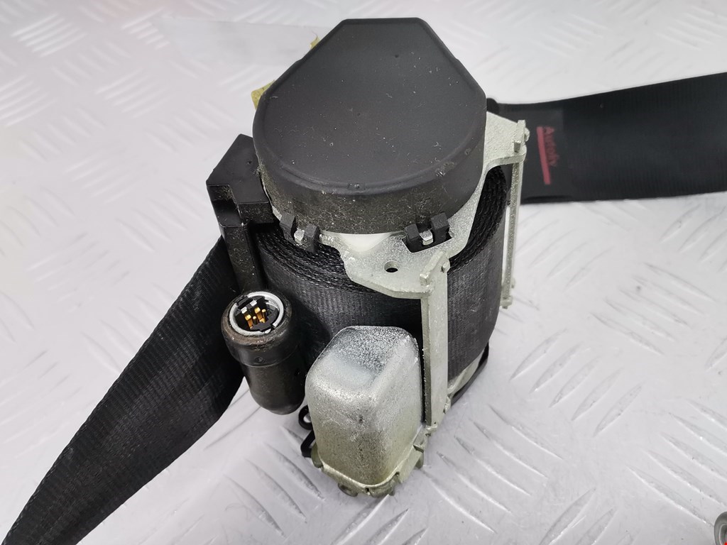 Ремень безопасности передний правый PEUGEOT 207 2006-2015