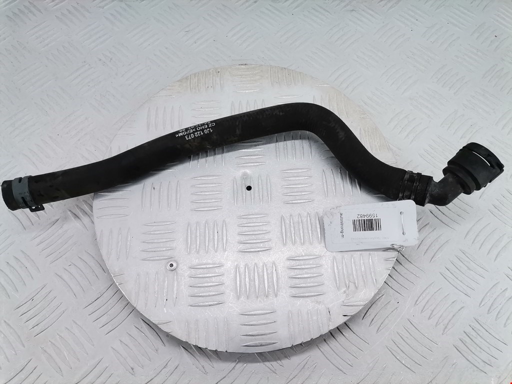 Патрубок отопителя VOLKSWAGEN Golf IV 1997-2003