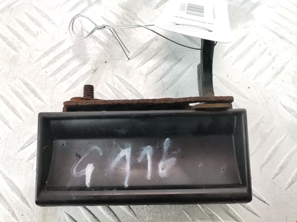 Ручка двери багажника наружная MITSUBISHI L300 1986-1999
