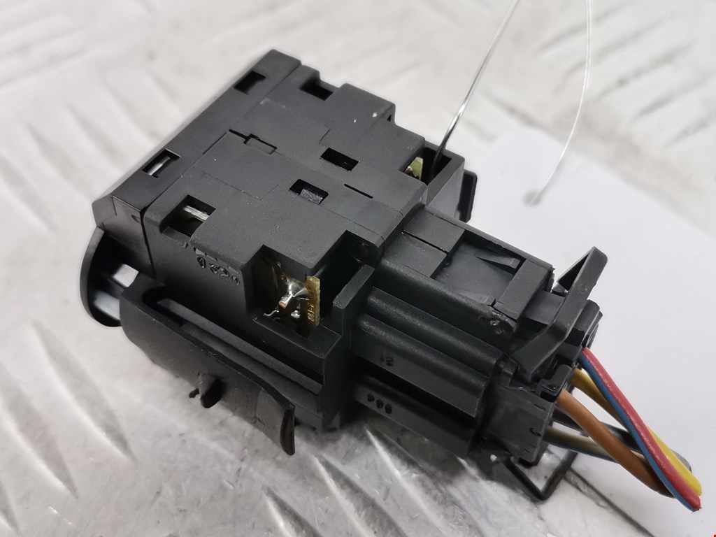 Кнопка корректора фар VOLKSWAGEN Polo III 1994-2001