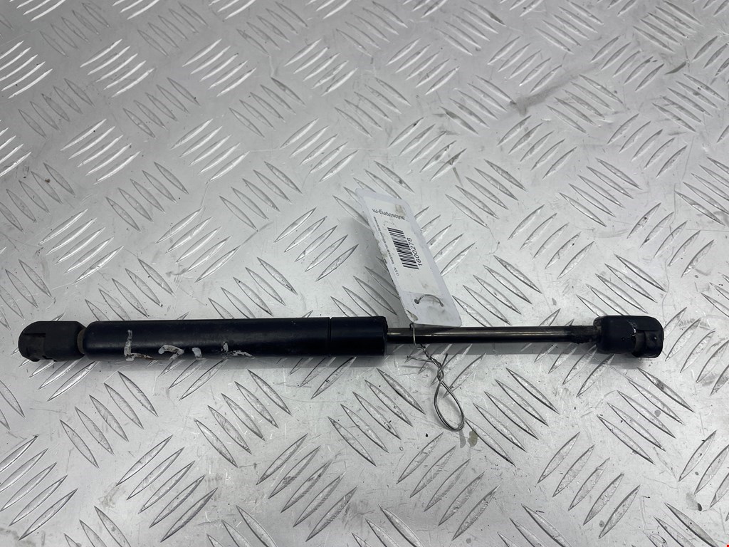 Амортизатор крышки (двери) багажника AUDI A4 B5 1995-2001