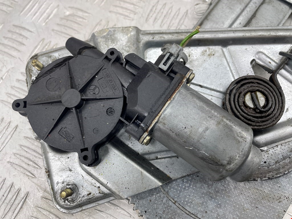 Стеклоподъемник передний правый RENAULT Twingo 1993-2007