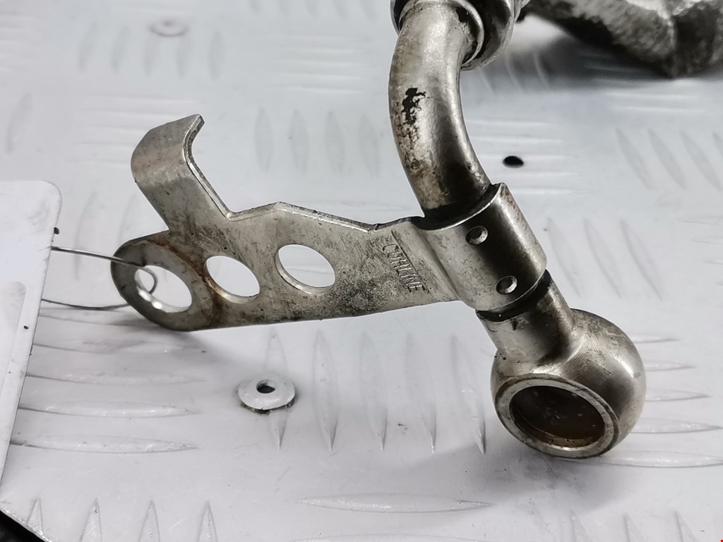 Патрубок ТНВД AUDI A6 C6 2004-2010