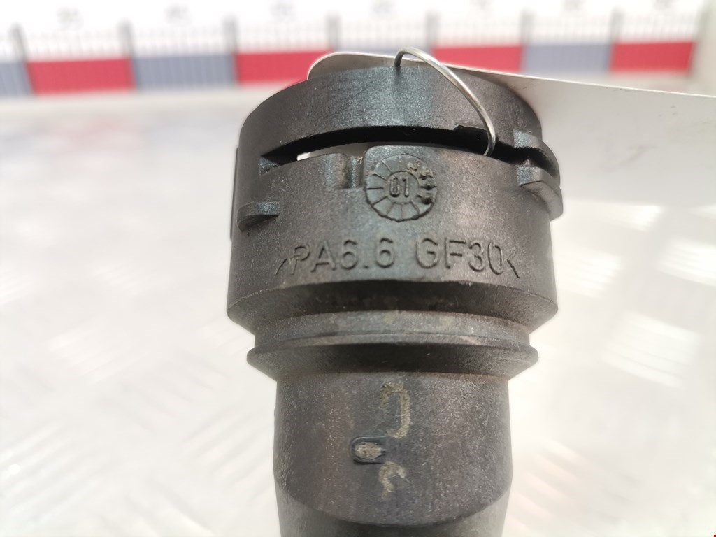 Тройник системы охлаждения VOLKSWAGEN Golf IV 1997-2003