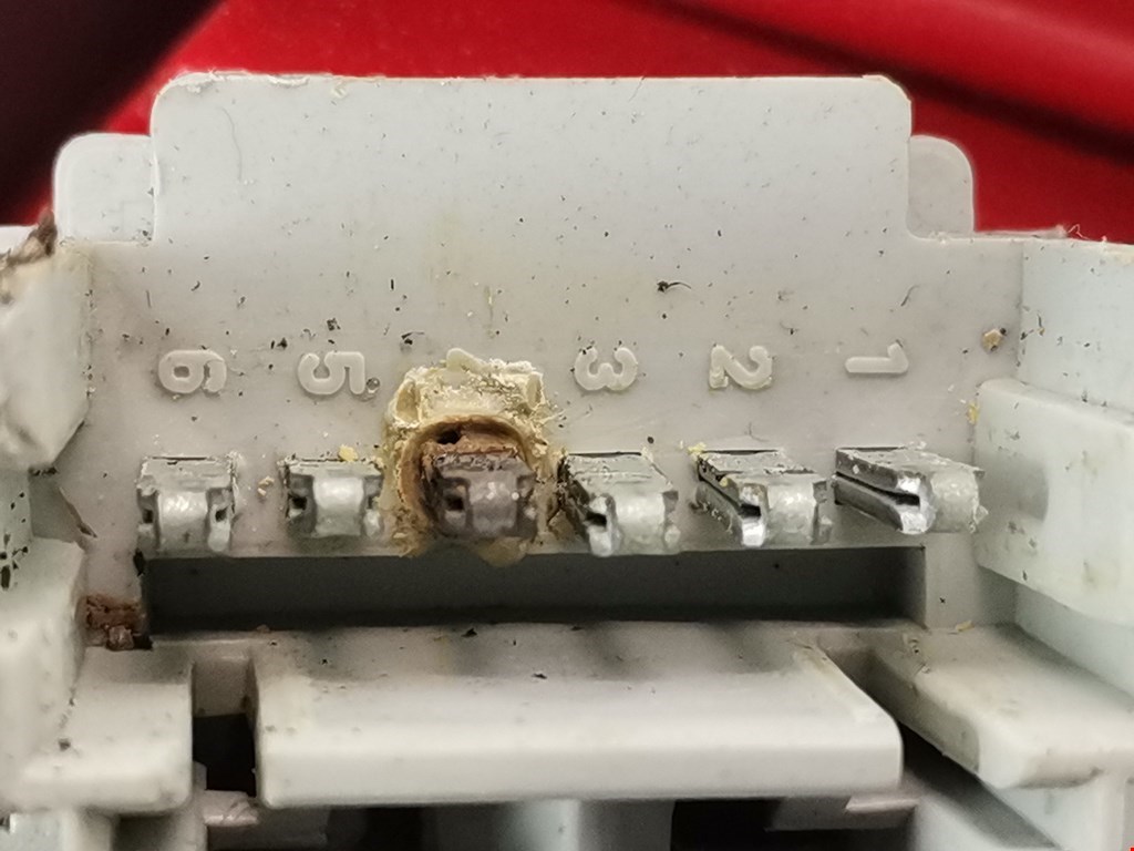 Фонарь задний левый RENAULT Modus 2004-2012