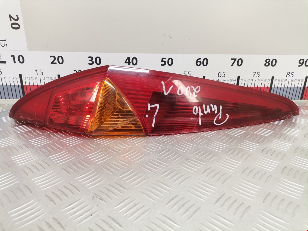 Фонарь задний левый FIAT Punto II (188) 1999-2007
