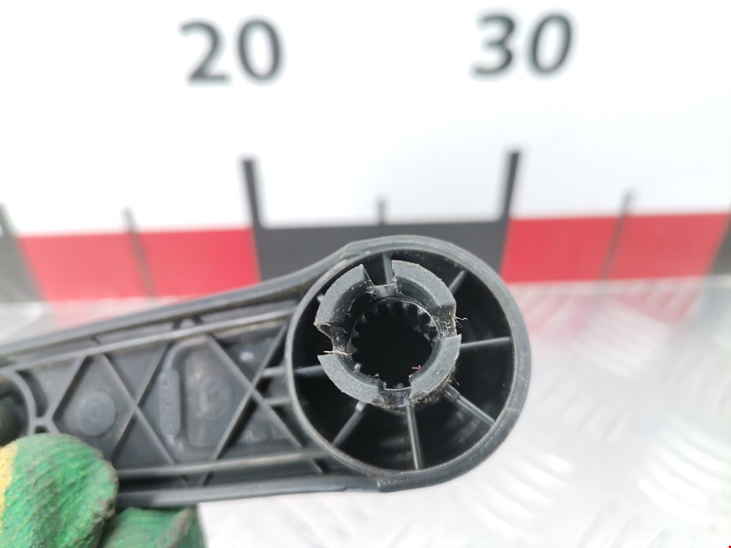 Ручка стеклоподъемника PEUGEOT 106 1991-2003