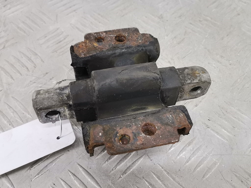 Подушка (опора) крепления КПП Mercedes E-Class (W210) (1995-2003)