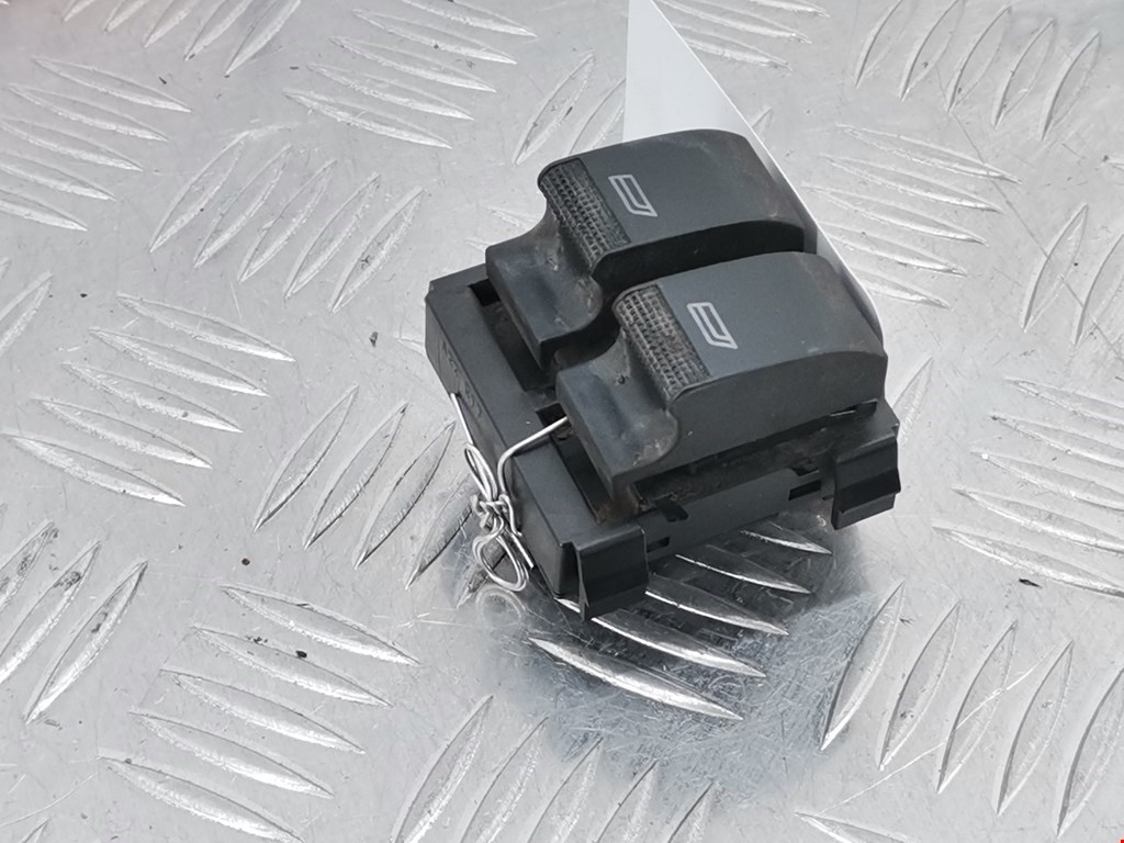 Блок управления стеклоподъемниками AUDI A3 8L 1996-2003