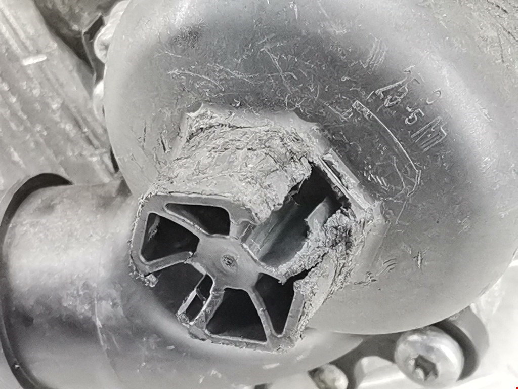 Корпус масляного фильтра RENAULT Espace 2003-2014