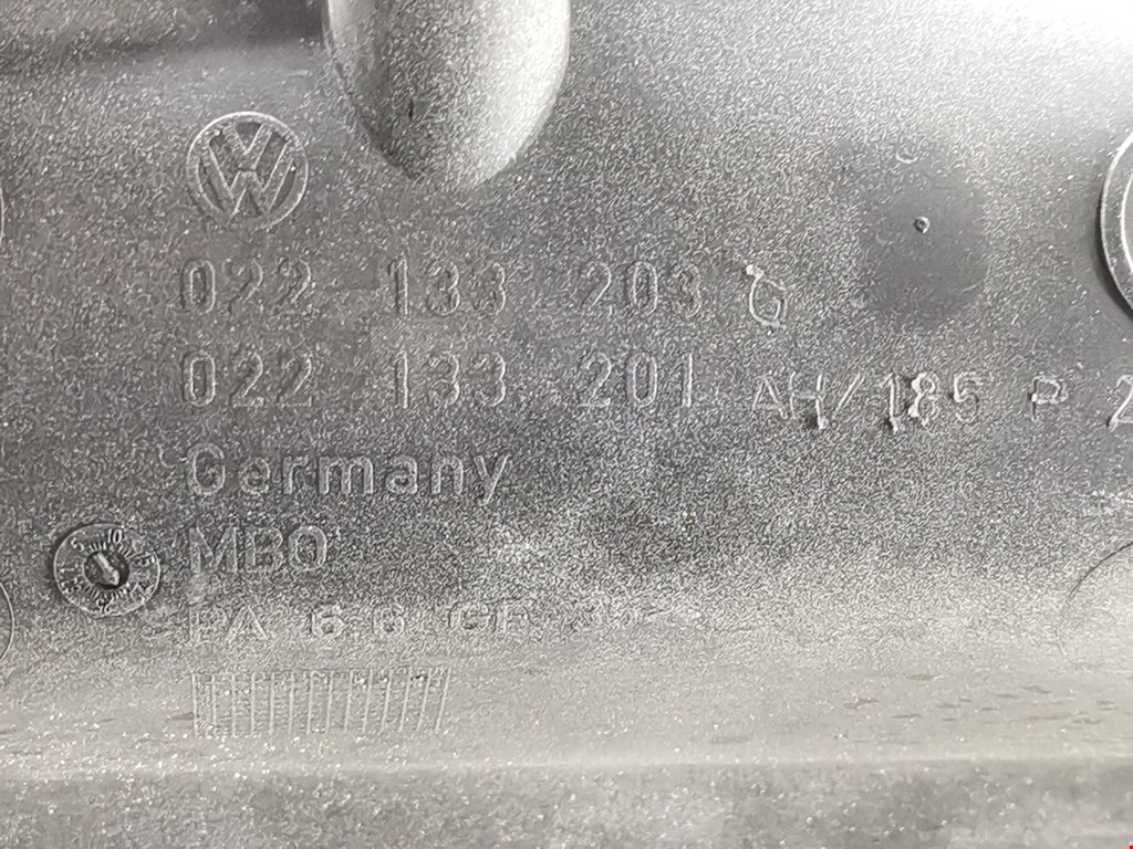 Коллектор впускной AUDI TT 8N 1998-2006