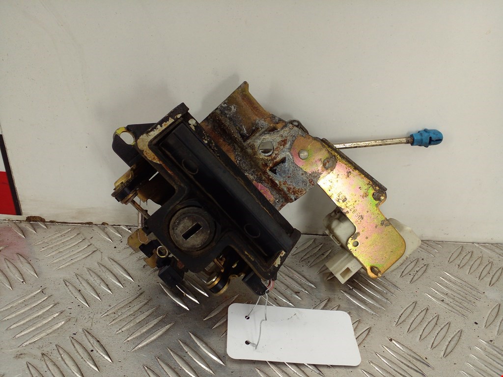 Ручка двери багажника наружная SKODA Octavia A4 1U- 1997-2010