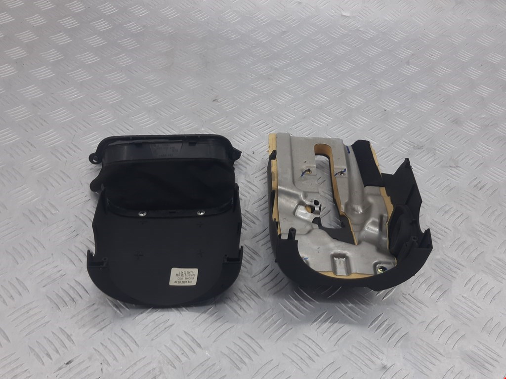 Кожух рулевой колонки AUDI A4 B6 2001-2005