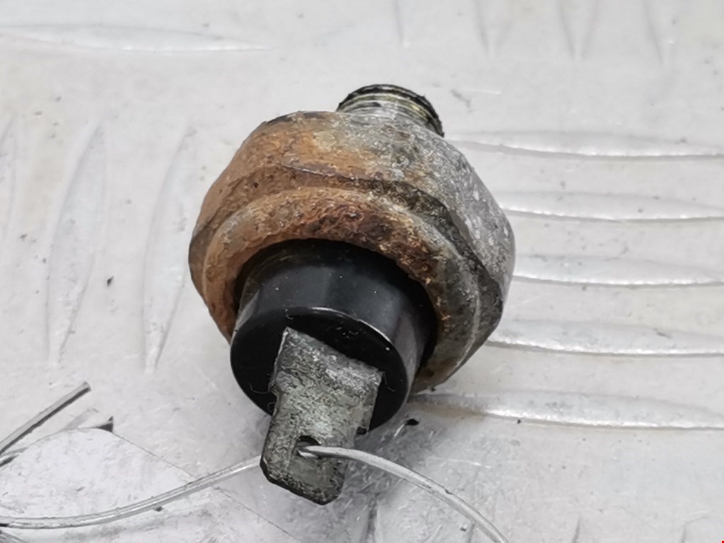 Датчик давления масла MAZDA Mazda 6 GG 2000-2007