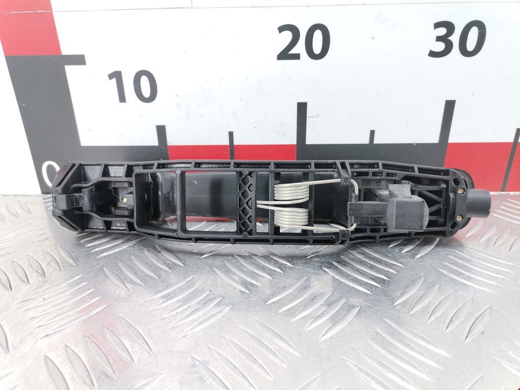 Ручка двери задней наружная левая MERCEDES-BENZ E-Class W210, S210 1995-2002