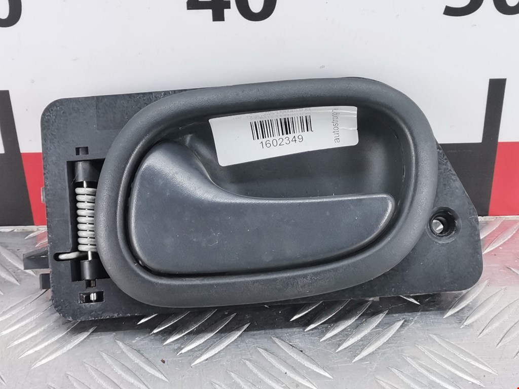 Ручка дверная передняя внутренняя левая RENAULT Laguna 1993-2000