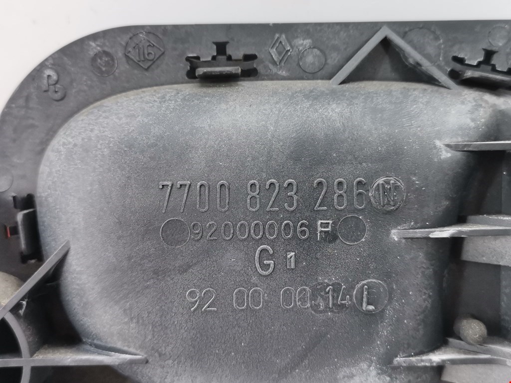 Ручка дверная передняя внутренняя левая RENAULT Laguna 1993-2000